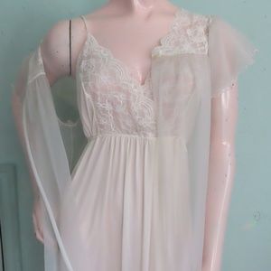 Vintage Gilead Peignoir Robe Gown White Nylon S